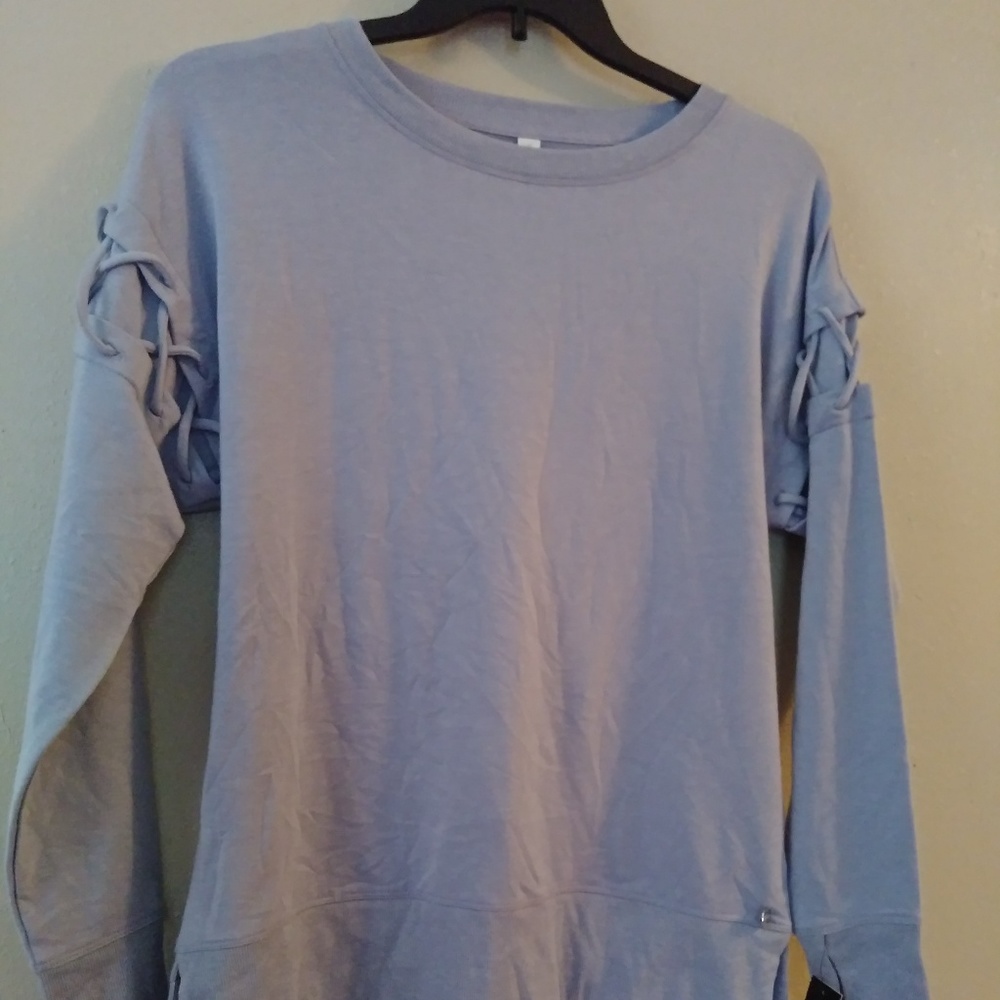 NWT Ideology sweater!!